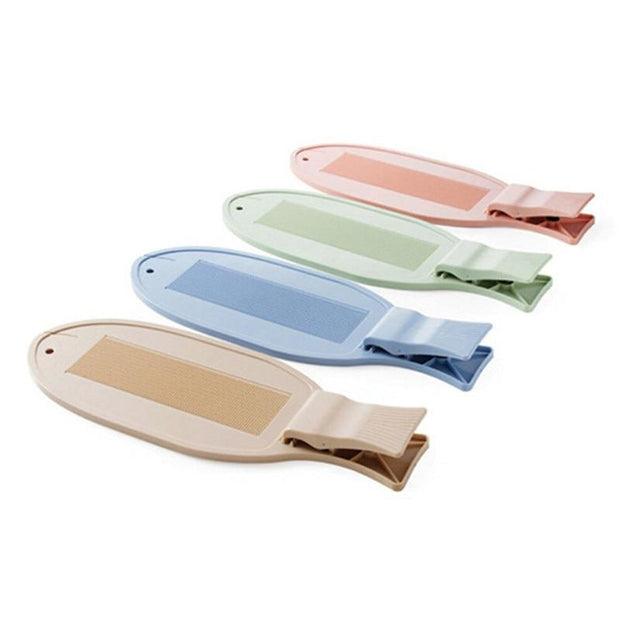 Non-slip fish attached to cutting board kitchen gadgets non-slip plastic seal block with clip thickening fixed board